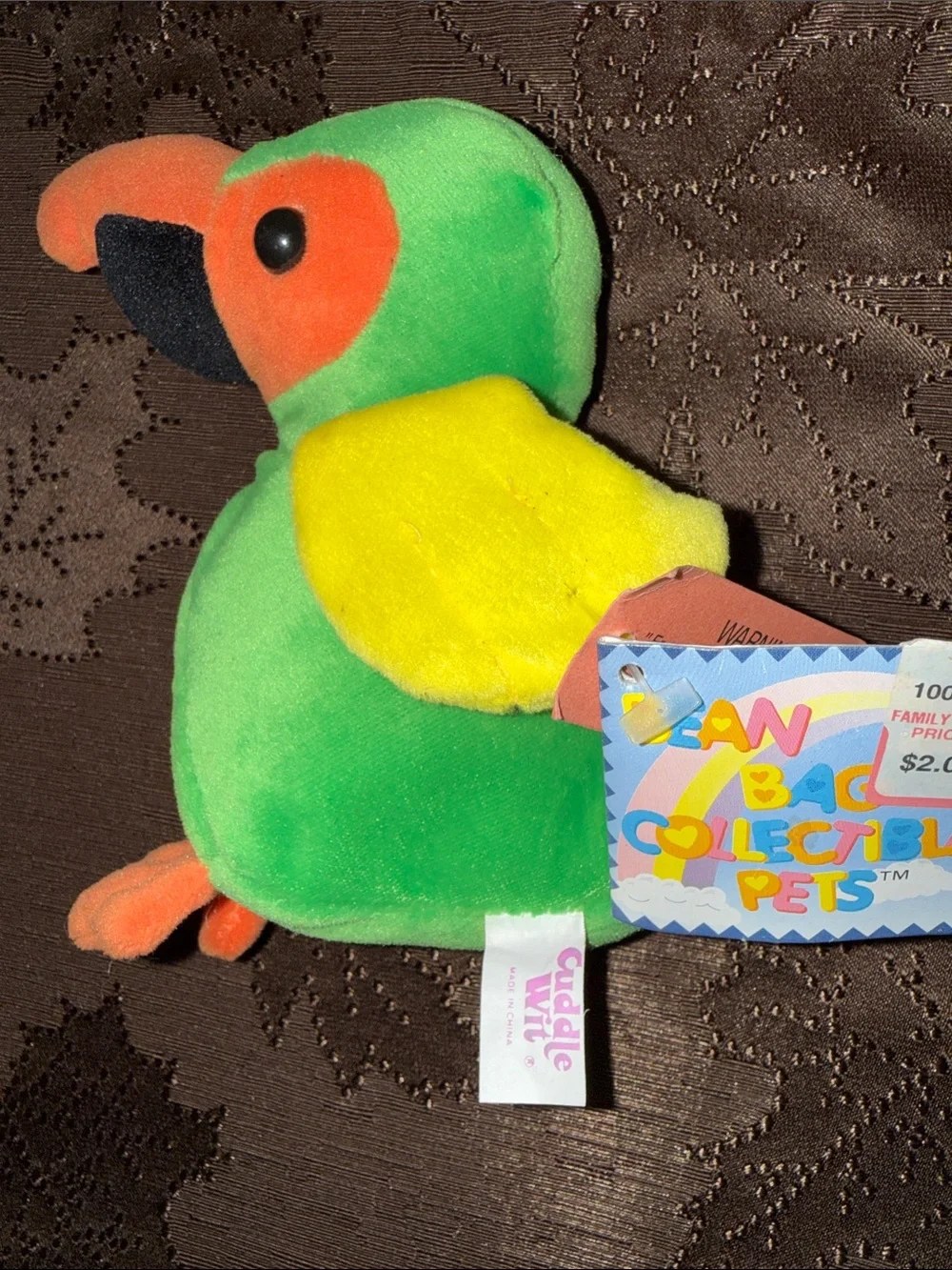 Vintage Collectables 1996 Cuddle Wit Bean Bag Parrot.